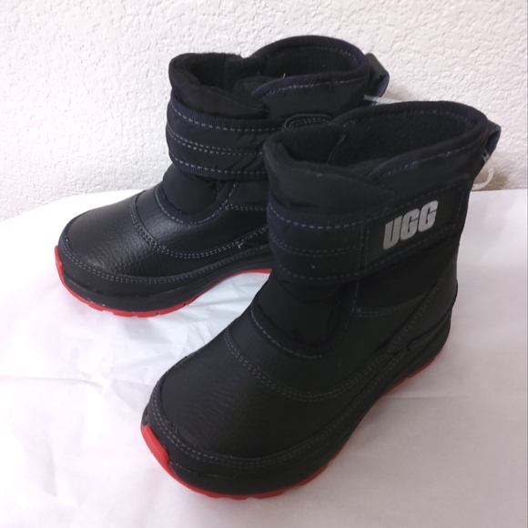 NWOT UGG Toddler 8 Taney Weather Boot Firm Price - Picture 3 of 5